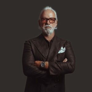 Meet your Posher, Constantine